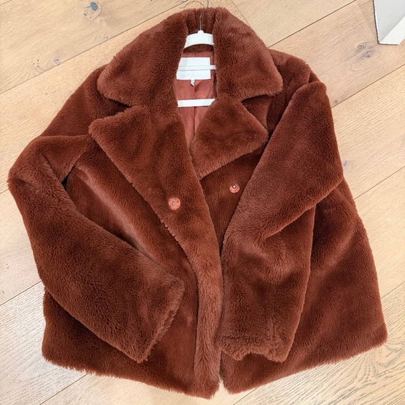 FRAME Tawny Oversized Lapel Faux Fur Coat - Size S - Picture 2 of 4